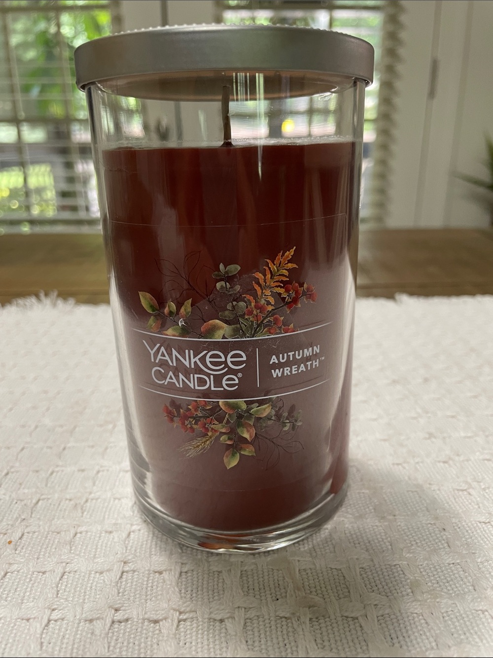 Yankee Candle Autumn Wreath Red Glass Jar Candle
